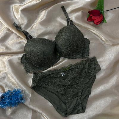 Lace Elegance Lingerie Set