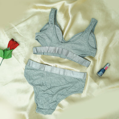 Women's Gym Sports Bra and Briefs Set
