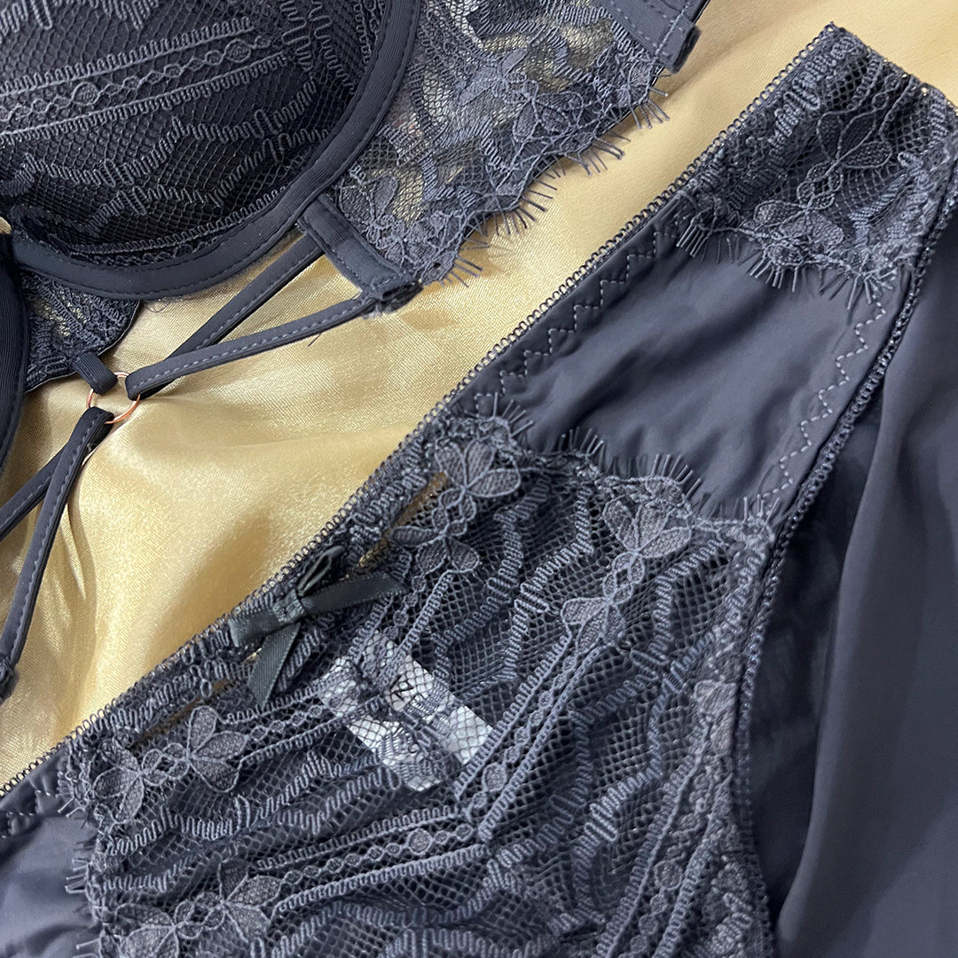 Premium Lace Elegance Set