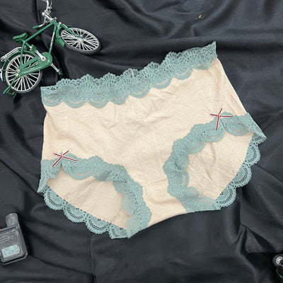 High-Waist Soft Lace Panty – Soft, Stylish & Comfortable