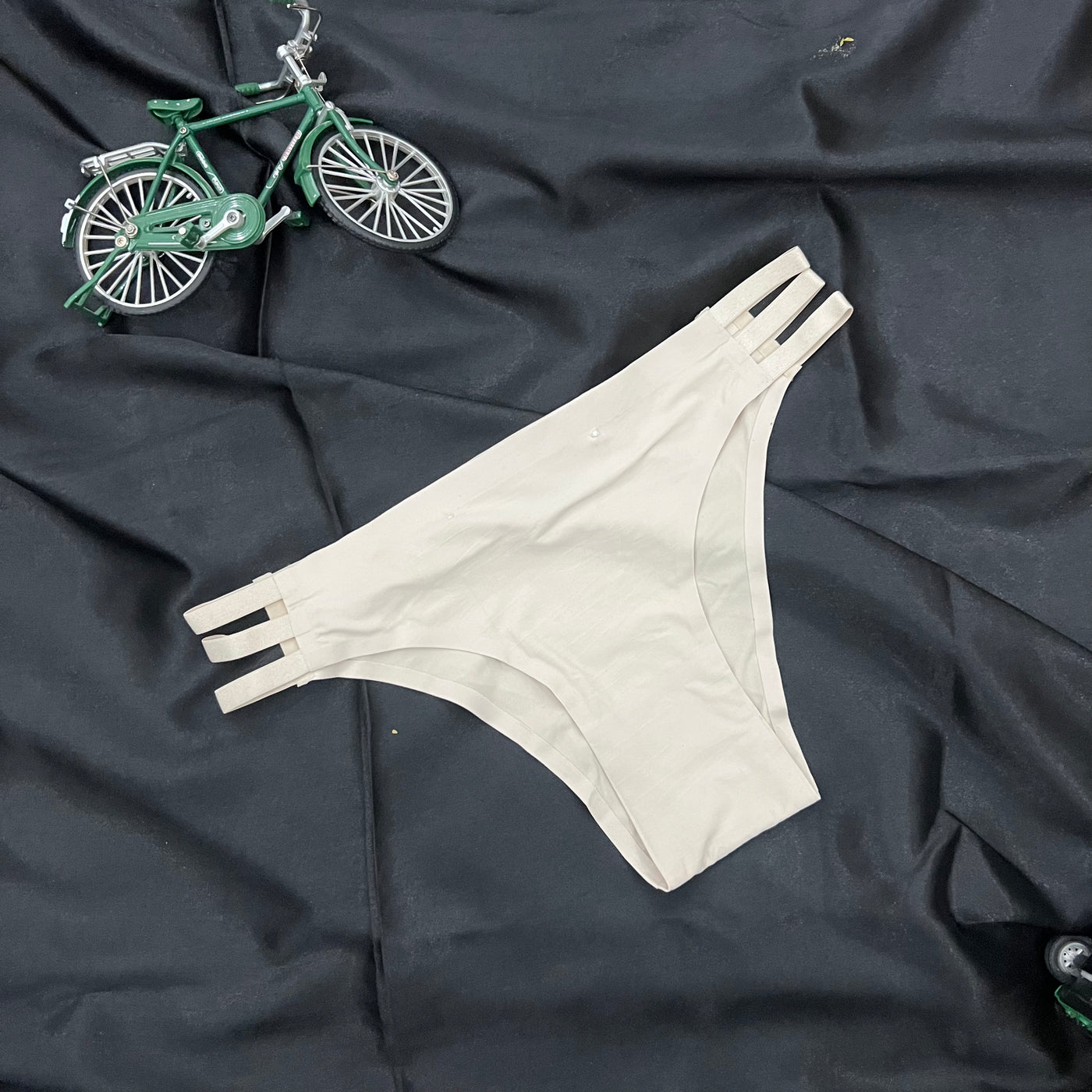 Triple-Strap Seamless Bikini Brief – Thong