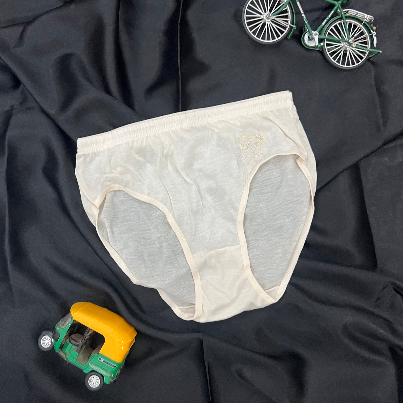 Soft Panty Cotton Brief – Gentle & Feminine Everyday Essential