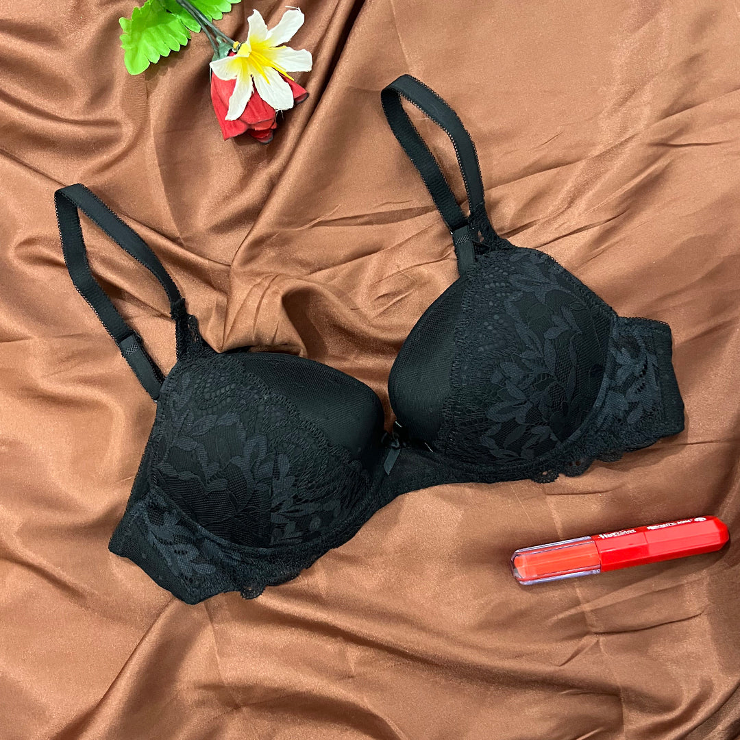 Elegant Lace Lift Lightly Padded Bra